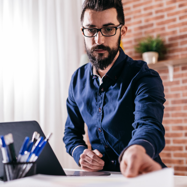 businessman-working-table-office businessman-working-table-office